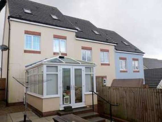 3 bedroom Property t...